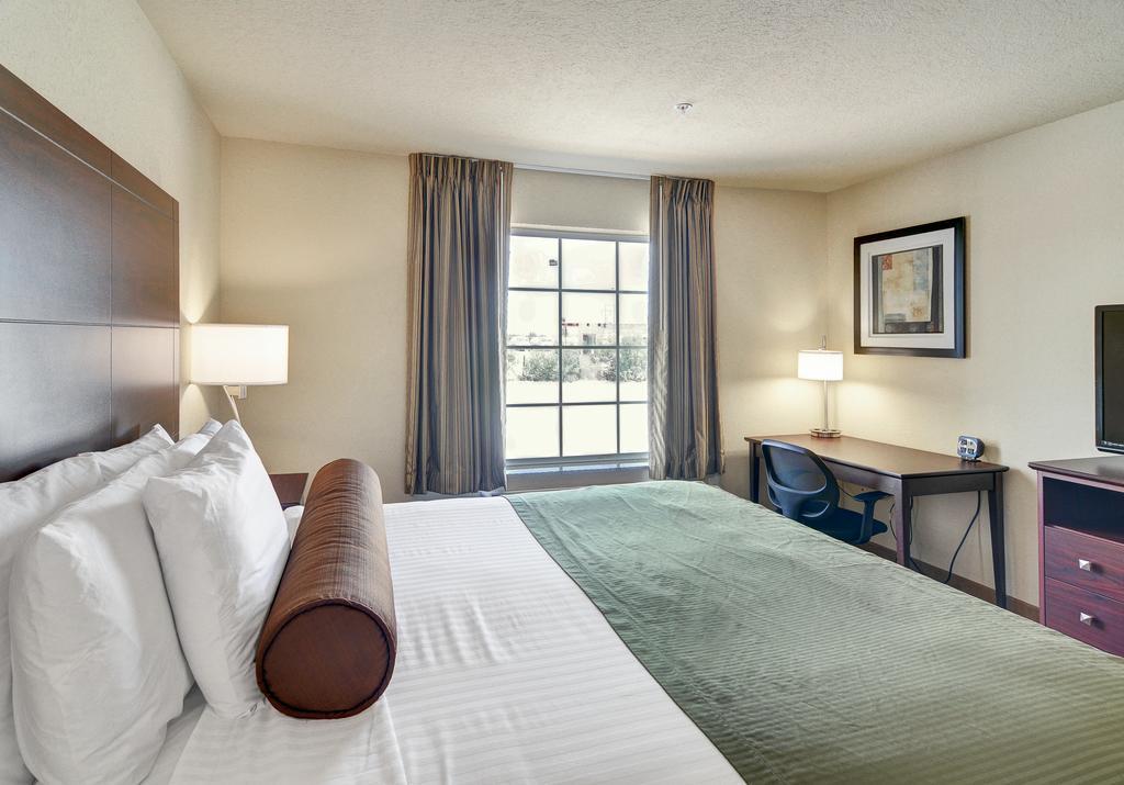 Cobblestone Inn & Suites - Big Lake Bagian luar foto