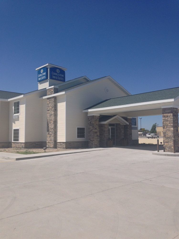 Cobblestone Inn & Suites - Big Lake Bagian luar foto